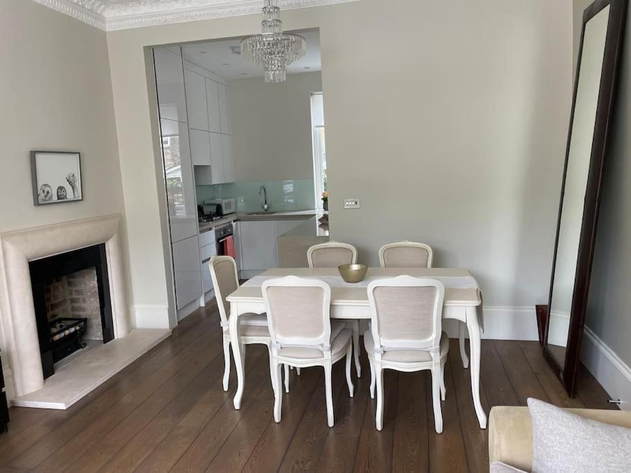 Stylish 3-Bedroom Flat In Kensington London Exteriör bild