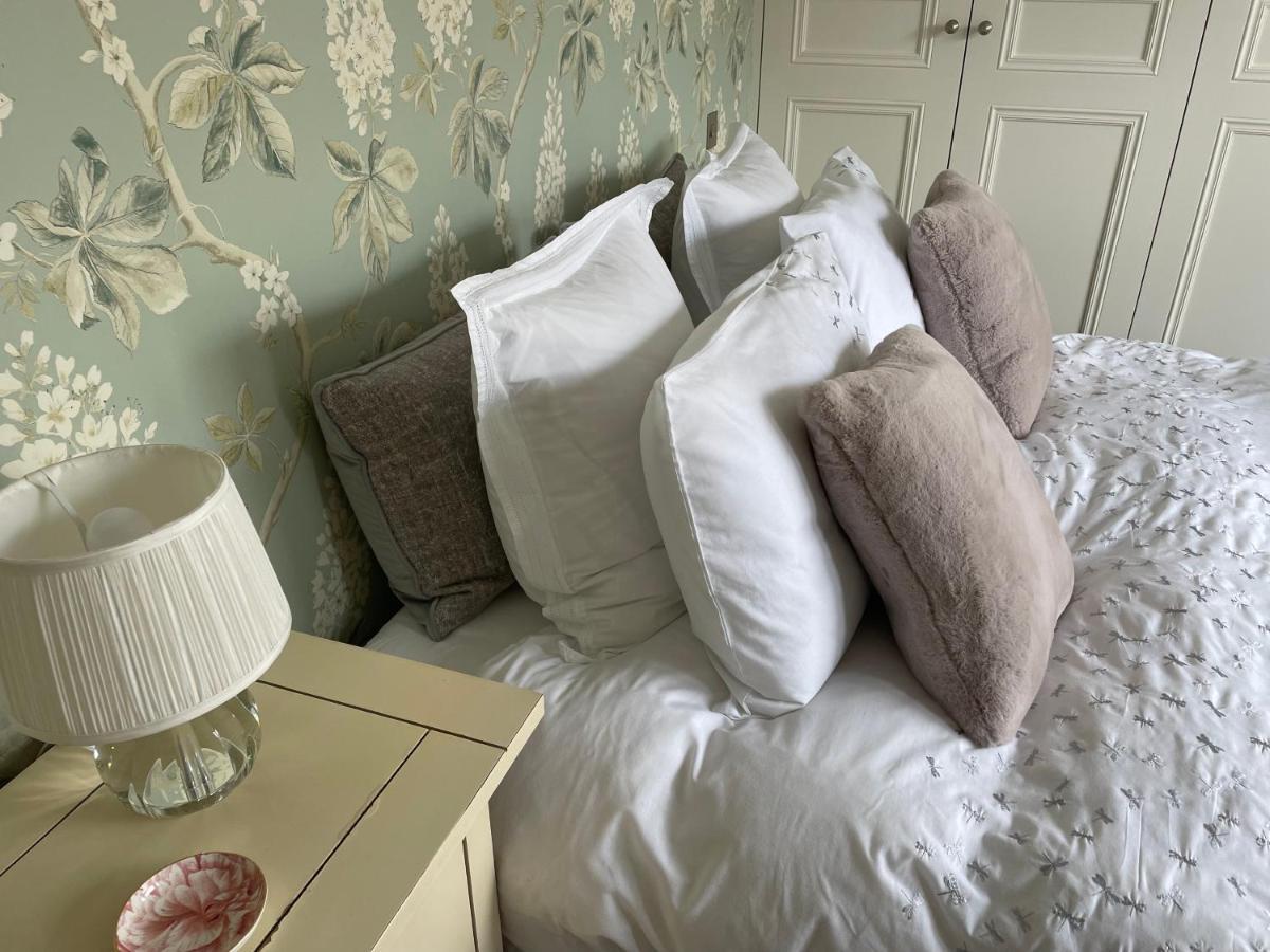 Stylish 3-Bedroom Flat In Kensington London Exteriör bild