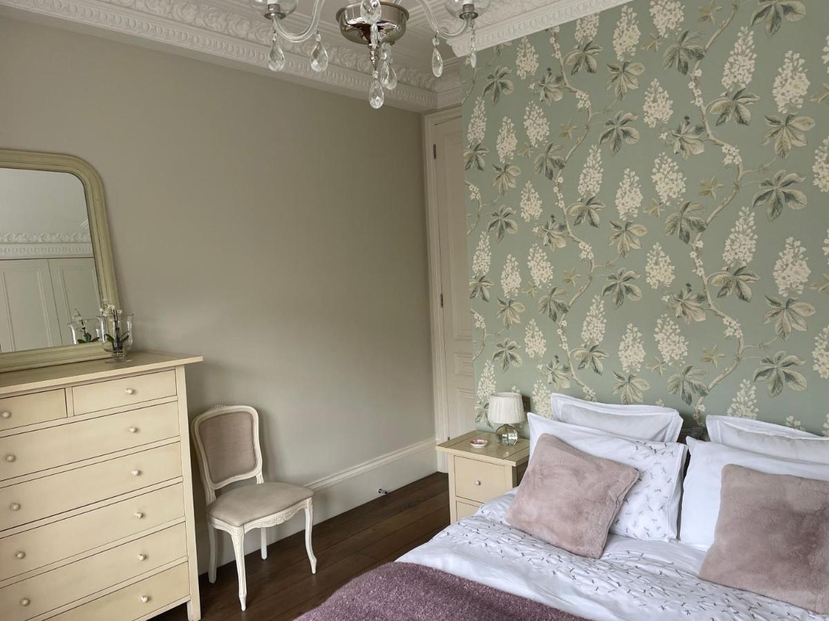 Stylish 3-Bedroom Flat In Kensington London Exteriör bild